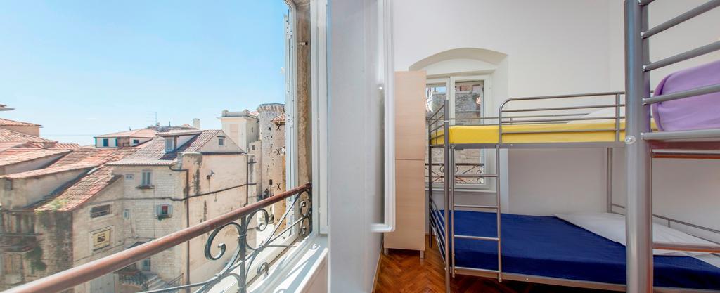 Downtown Hostel Split Eksteriør bilde