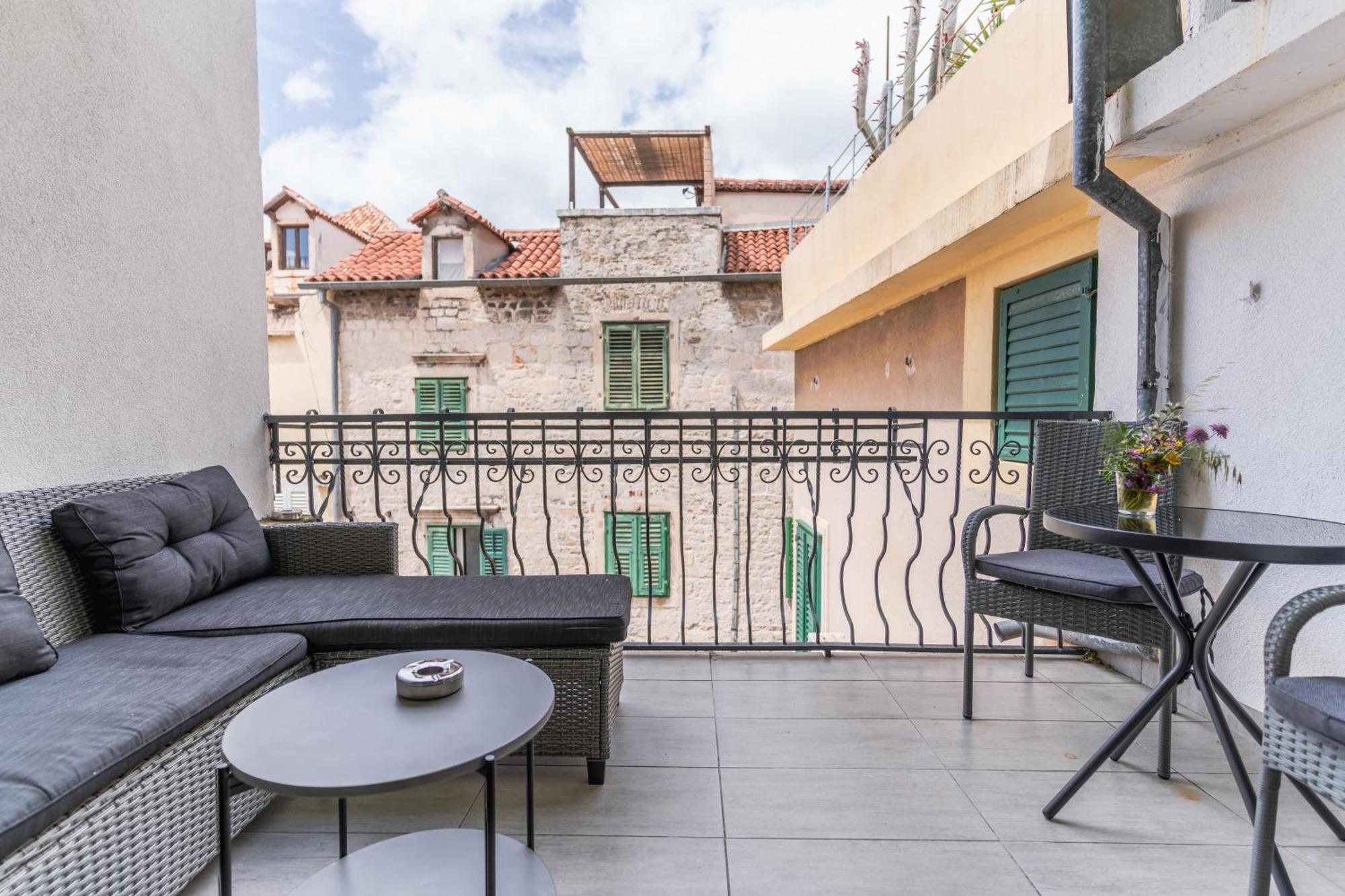 Downtown Hostel Split Eksteriør bilde