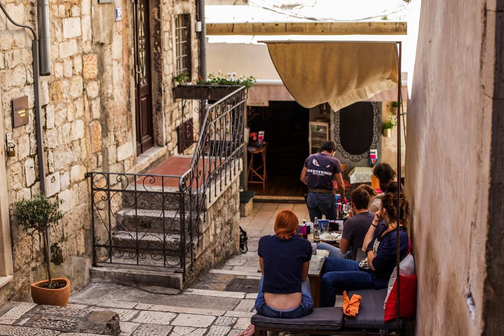 Downtown Hostel Split Eksteriør bilde
